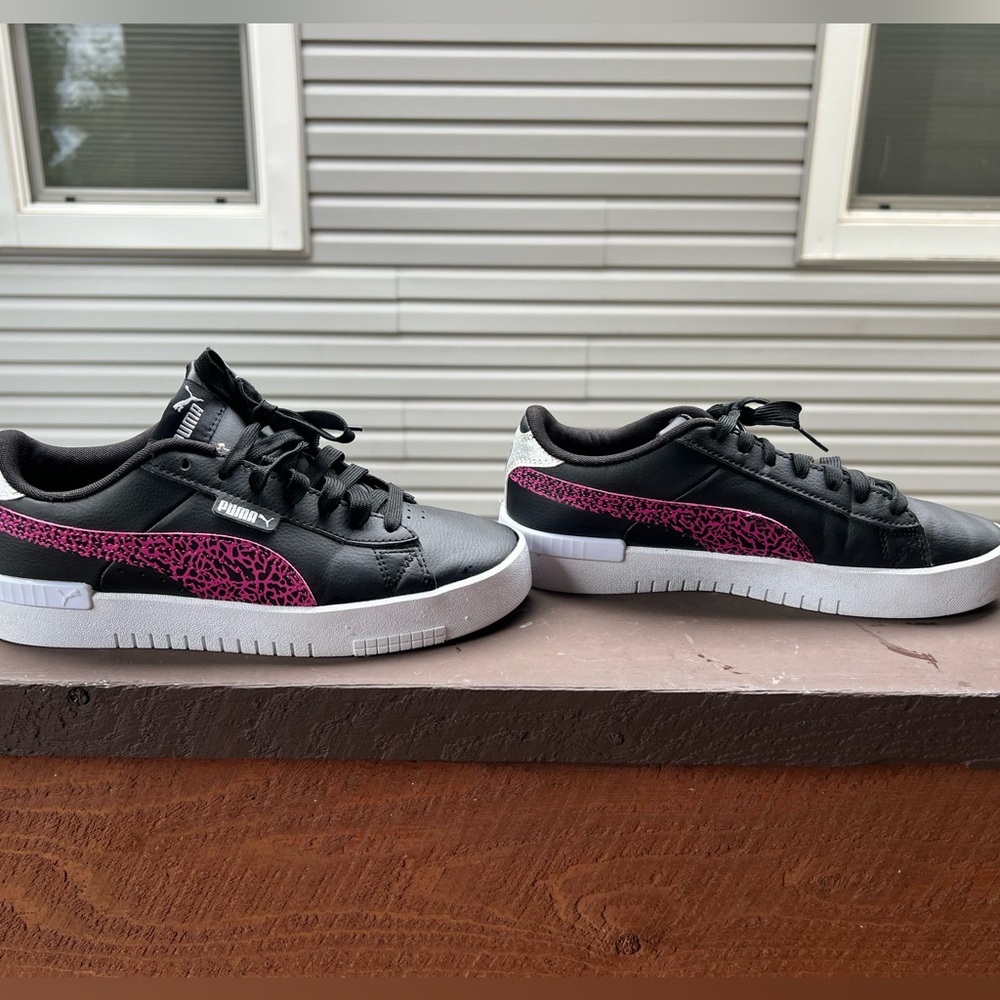 Puma shoes